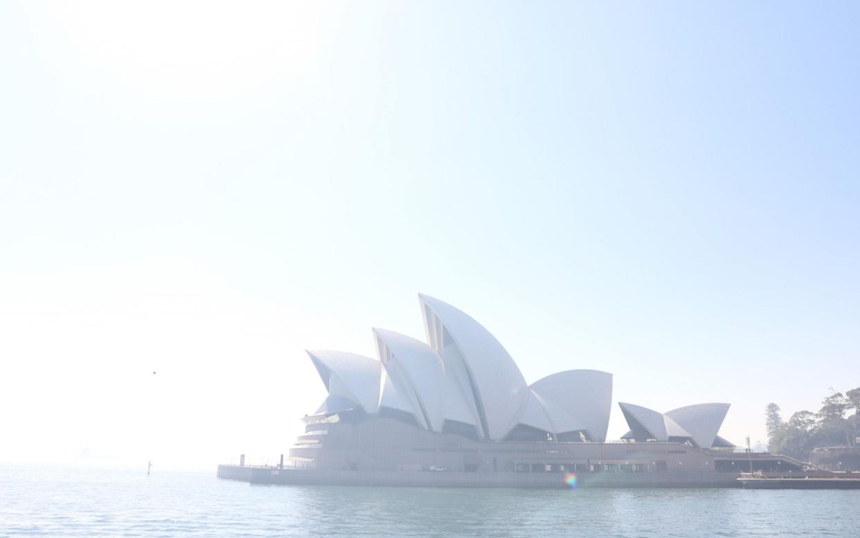 Smoke shrouds the Sydney Opera House - Getty Images AsiaPac