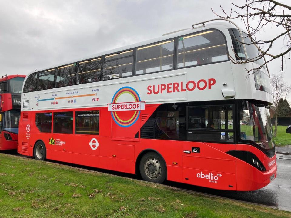 One of the buses that will travel around the Superloop (TfL)