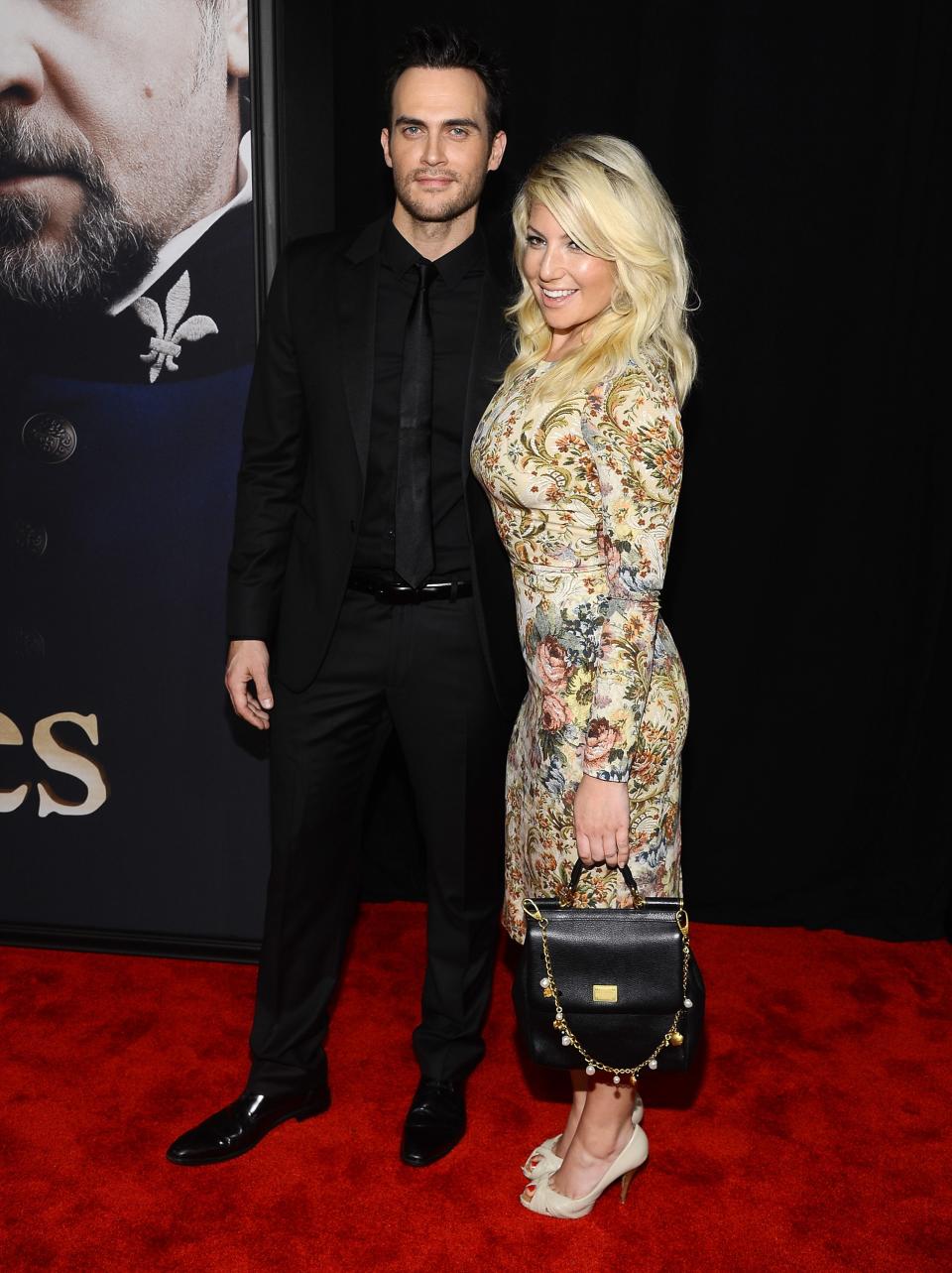 NEW YORK, NY - DECEMBER 10: Cheyenne Jackson and Ari Graynor attend the "Les Miserables" New York premiere at Ziegfeld Theatre on December 10, 2012 in New York City. (Photo by Larry Busacca/Getty Images)