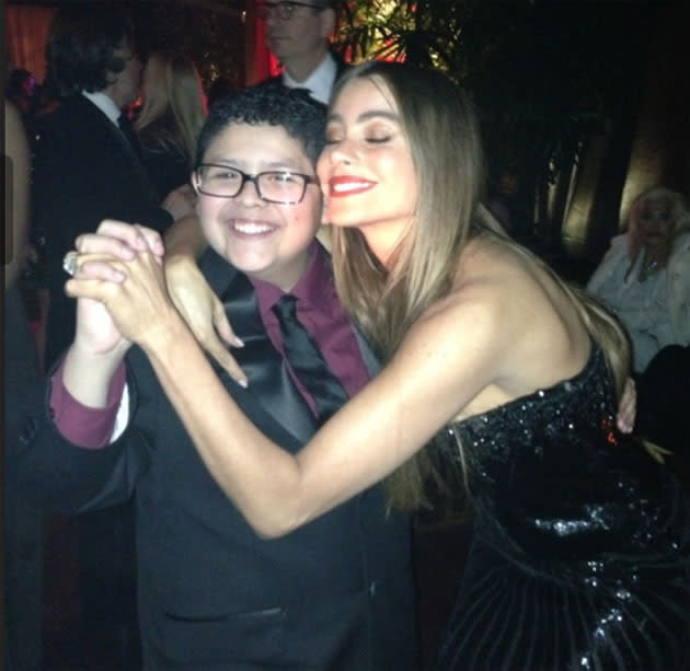 Celebrity Twitpics: Modern Family was nominated for a Golden Globe this week. Despite not winning, the cast had a great time at the awards, with actress Sofia Vergara tweeting this photo of her with her on-screen son.