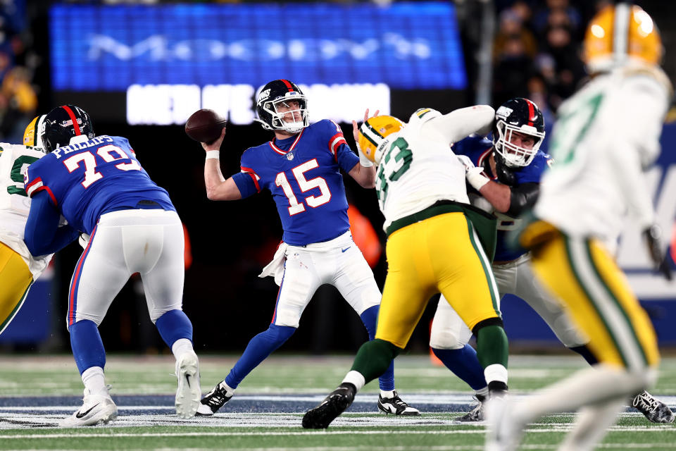 Tommy DeVito missed just four passes all day to lead the Giants past the Packers. 