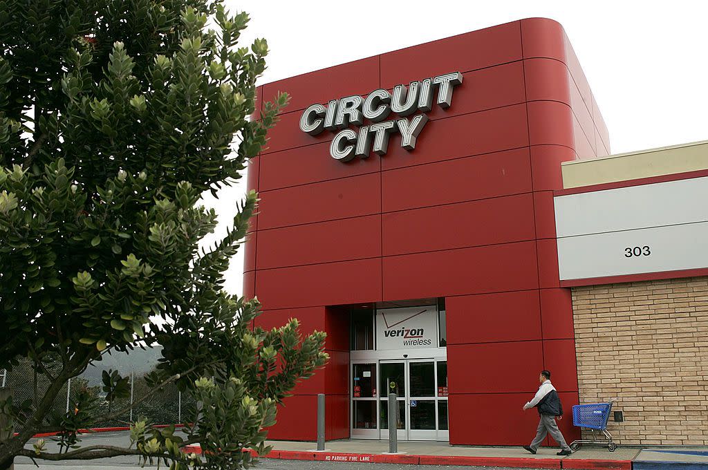 Circuit City storefront