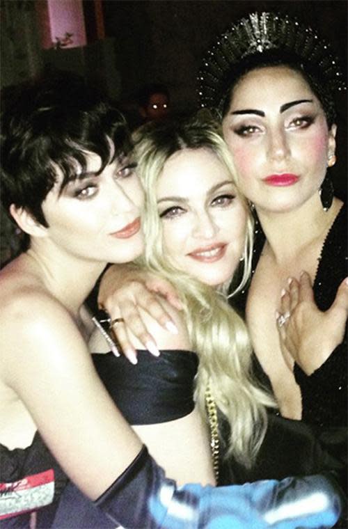 The Best Social Media Snaps From The 2015 MET Gala