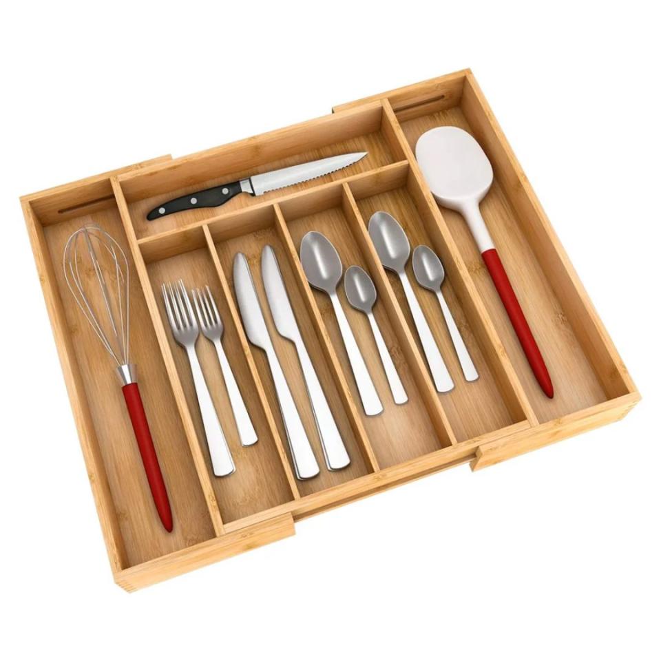 A drawer organizer