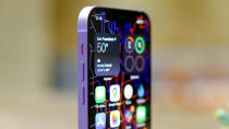 <p>Apple iPhone 12 in purple</p> 