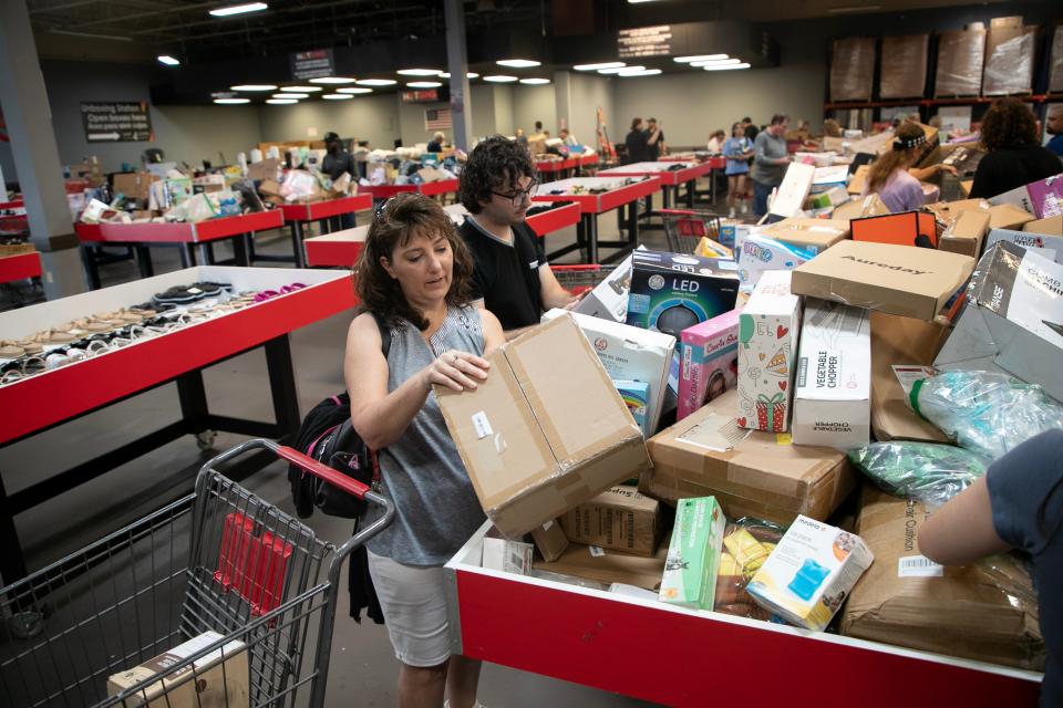 Tina Markowitz and her son Ryan shop at Hotbins on Friday, Aug. 11, 2023, in Fort Myers.