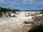 Im Süden von Laos wartet noch der Wasserfall Khone Pha Phaeng, einer der touristischen Höhepunkte, bevor es weiter nach Kambodscha geht. Foto: ICS TRAVEL GROUP