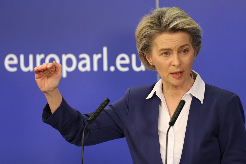 BRUSSELS, BELGIUM - JANUARY 20: Prime Minister of Portugal Antonio Costa, European Commission President Ursula Von Der Leyen and European Parliament President David Sassoli hold a joint press conference in Brussels, Belgium on 20 January 2021. (Photo by Dursun Aydemir/Anadolu Agency via Getty Images)