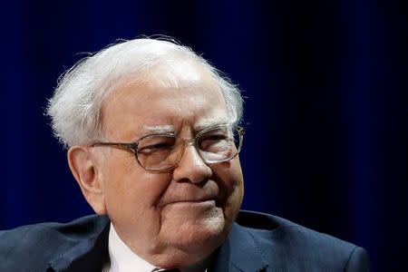 Warren Buffett, chairman and CEO of Berkshire Hathaway, smiles before speaking with Bill Gates (not pictured), at Columbia University in New York, U.S., January 27, 2017. REUTERS/Shannon Stapleton