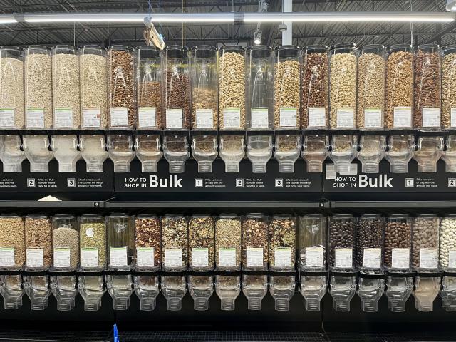 What Are Bulk Bin Foods and Which Should You Buy?