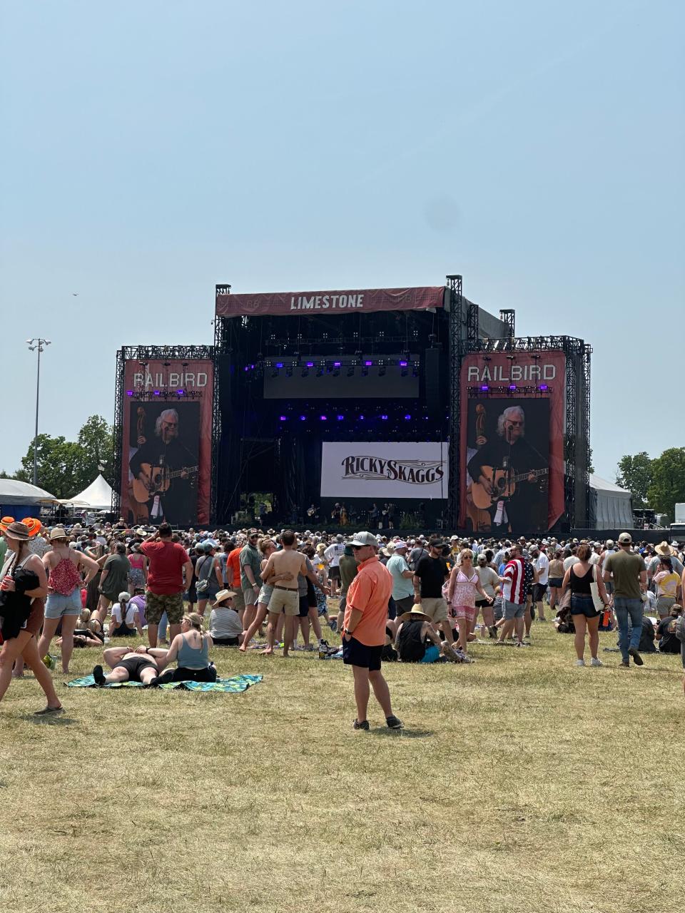 Many people gethered on the lawn of the Keeneland Racetrack — some even using beach towels — at the 2023 Railbird Music Festival on Sunday, March 4, 2023, in Lexington, Kentucky.