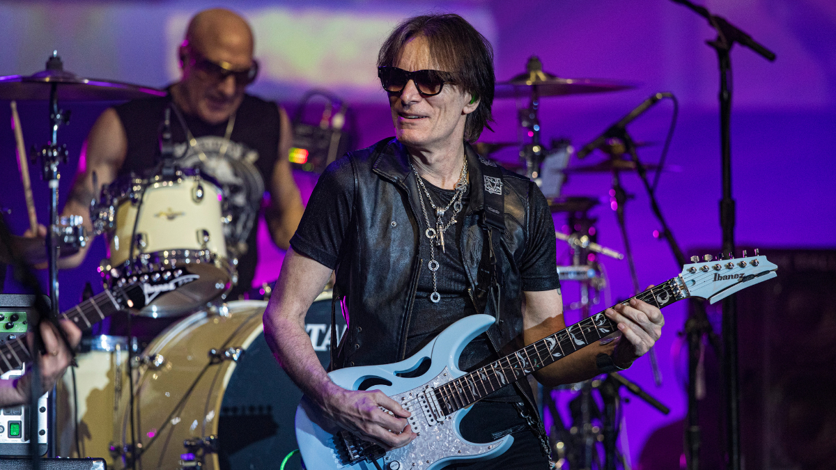  Steve Vai playing his Ibanez Steve Vai PIA3761C-BLP Blue Powder guitar. 