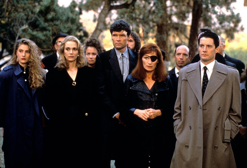 <em>Twin Peaks</em> (1990)