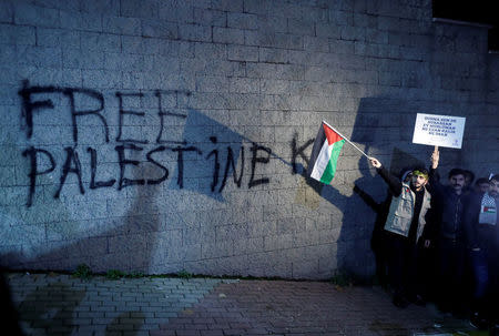 Demonstrators gather to protest against U.S. President Donald Trump's decision that the United States recognizes Jerusalem as the capital of Israel, near the U.S. Consulate in Istanbul, Turkey, December 6, 2017. REUTERS/Osman Orsal