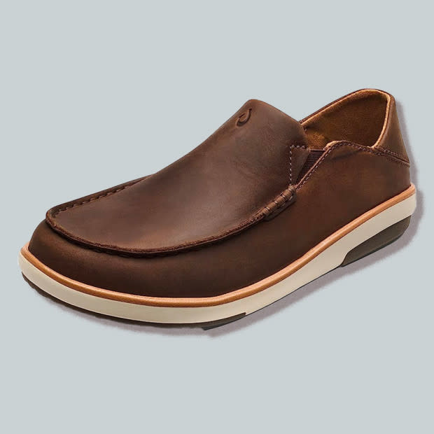 <p><a href="https://www.amazon.com/OLUKAI-Kalia-Dark-Wood-10-5/dp/B083YVRRD6?&linkCode=ll1&tag=mj_bestmensshoesprimeday2023_amastracci0723-20&linkId=398fc04ca1c099c7cd15e03b3c6a40b5&language=en_US&ref_=as_li_ss_tl" rel="nofollow noopener" target="_blank" data-ylk="slk:Courtesy of Amazon;elm:context_link;itc:0;sec:content-canvas" class="link ">Courtesy of Amazon</a></p>