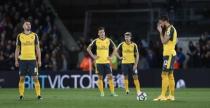 Britain Football Soccer - Crystal Palace v Arsenal - Premier League - Selhurst Park - 10/4/17 Arsenal's Mesut Ozil, Nacho Monreal, Olivier Giroud and Aaron Ramsey look dejected Reuters / Stefan Wermuth Livepic