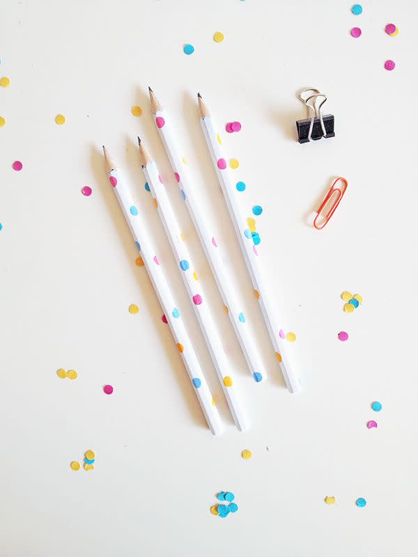 <p>Give old-school yellow No. 2 pencils a refresh with candy button-inspired dots. This craft makes good use of all those <a href="https://www.amazon.com/Avery-05729-Dispenser-Reinforcements-White/dp/B001E6F13U/ref=sr_1_2?tag=syn-yahoo-20&ascsubtag=%5Bartid%7C10055.g.22593259%5Bsrc%7Cyahoo-us" rel="nofollow noopener" target="_blank" data-ylk="slk:hole reinforcements;elm:context_link;itc:0;sec:content-canvas" class="link ">hole reinforcements</a> you buy but never use after the first month of school.</p><p><a href="http://makeandtell.com/make-your-decor-confetti-pencils/" rel="nofollow noopener" target="_blank" data-ylk="slk:Get the tutorial at Make + Tell »;elm:context_link;itc:0;sec:content-canvas" class="link "><em>Get the tutorial at Make + Tell »</em></a> </p>