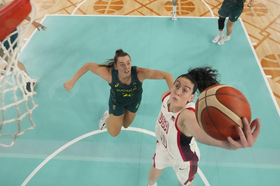 Breanna Stewart, US women's basketball team advances to gold medal game