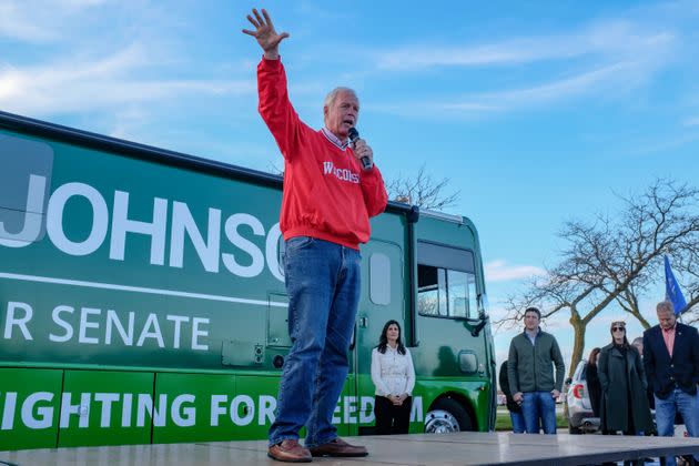 Sen. Ron Johnson (R-Wis.) speaks at a political rally at the Waukesha County Expo on Nov. 7. (Photo: Alex Wroblewski for The Washington Post via Getty Images)