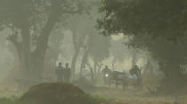 <p>NEW DELHI, INDIA - NOVEMBER 16: A view of a field blanketed in smog amid rising air pollution near Mayur Vihar on November 16, 2021 in New Delhi, India. The air quality in the national capital plunged to the 'severe category' leaving Delhiites gasping for fresh air on Tuesday morning. The System of Air Quality and Weather Forecasting And Research (SAFAR), informed that the air quality index in the city is at 499 thereby being in the 'severe category.' (Photo by Raj K Raj/Hindustan Times via Getty Images)</p> 