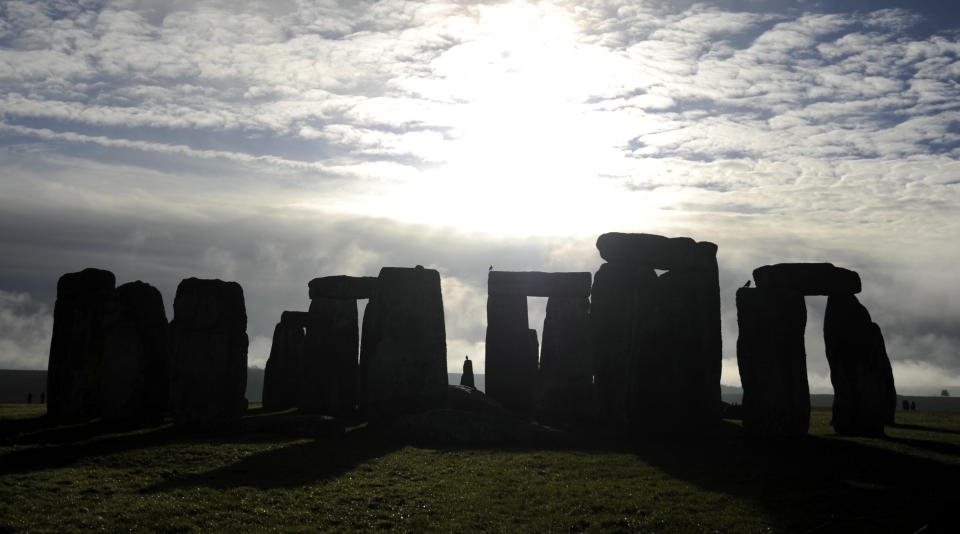 Descubren un anillo prehistórico cerca de Stonehenge