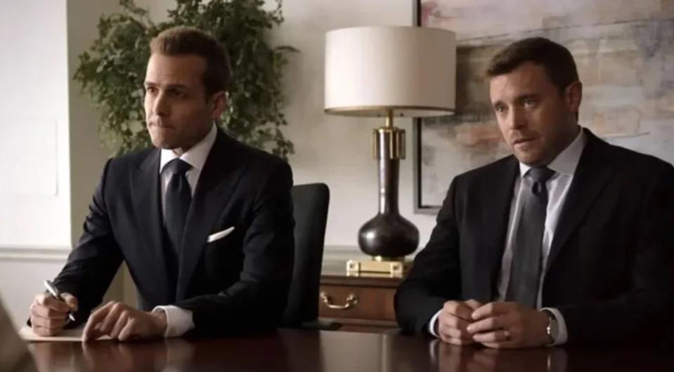 Miller (R) played played Harvey Specter’s gambling-addict younger brother, Marcus, on Suits from seasons 4 to 9 (USA Network)