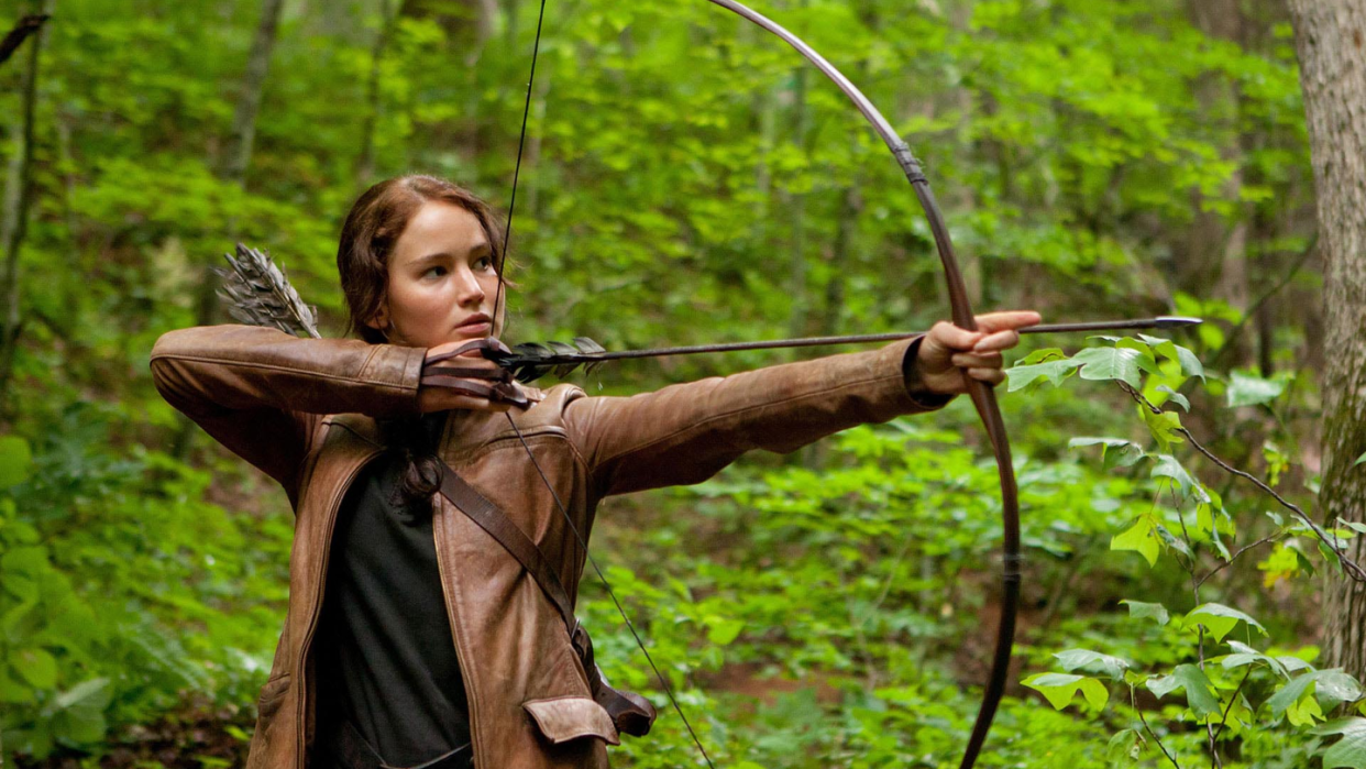 jennifer lawrence as katniss everdeen in the hunger games