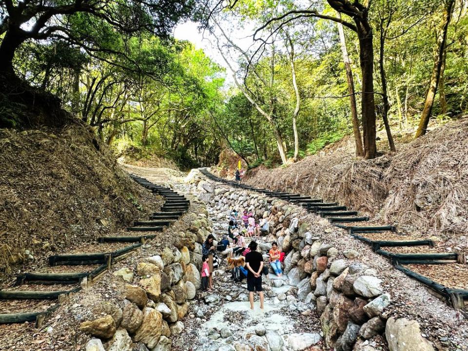 第2波優惠則與雄獅旅行社合作，推出6條「北投竹子湖團體半日遊程」，專案遊程推廣價每人399元起   圖：台北市政府觀光傳播局／提供