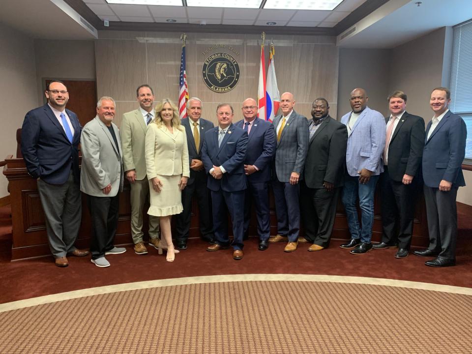 Members of the Etowah County Commission alongside Rainbow City Mayor Joe Taylor and representatives of their partners of Norfolk Southern, Alabama Power and Goodwyn, Mills and Cawood for the Little Canoe Creek Mega Site.