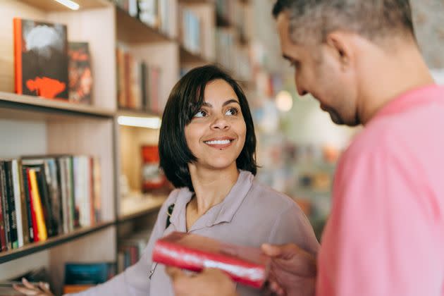 Browse a bookstore with your date to find out what their interests are. 