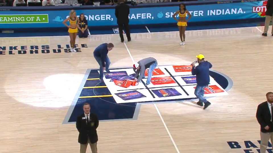 Two Pacers fans played tic-tac-toe. It ended in a tie. No one was happy. (Screenshot)