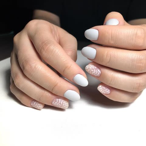 <p>Get delicate with your nail art placement.</p><p><a href="https://www.instagram.com/p/BoyM_t2n8iQ/" rel="nofollow noopener" target="_blank" data-ylk="slk:See the original post on Instagram;elm:context_link;itc:0;sec:content-canvas" class="link ">See the original post on Instagram</a></p>