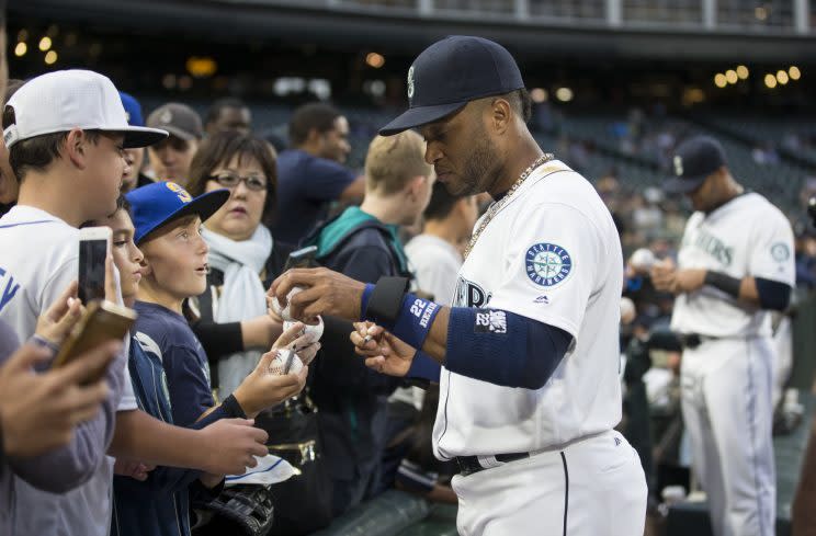 Robinson Cano knows what a playoff appearance would mean to Mariners fans. (Getty Images/Stephen Brashear)