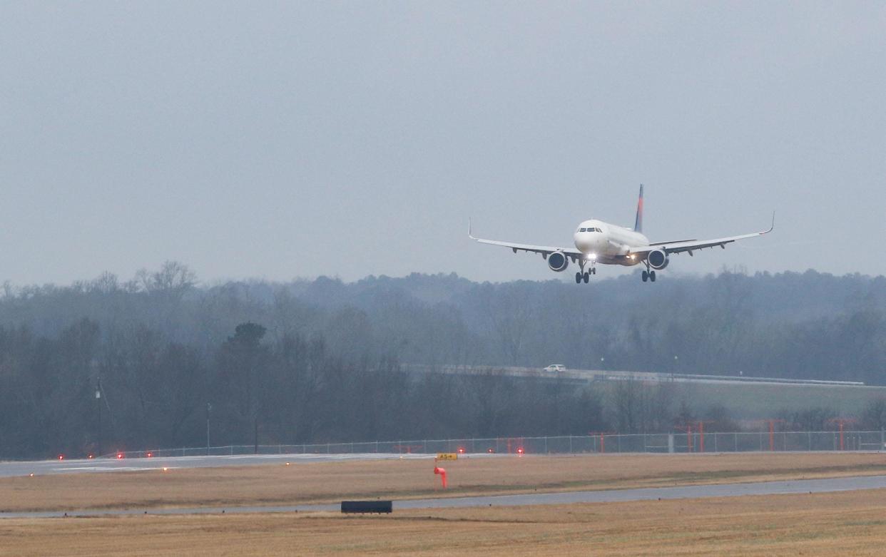 A 102-acre tract adjacent to the Tuscaloosa National Airport has been purchased for future runway expansion, officials said.
