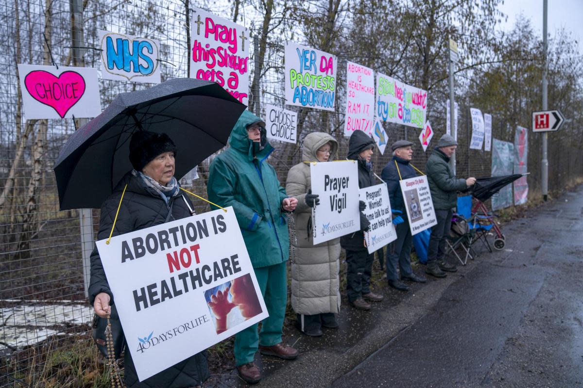 The bill aims to stop scenes like this from occuring outside places that offer abortion services <i>(Image: PA)</i>