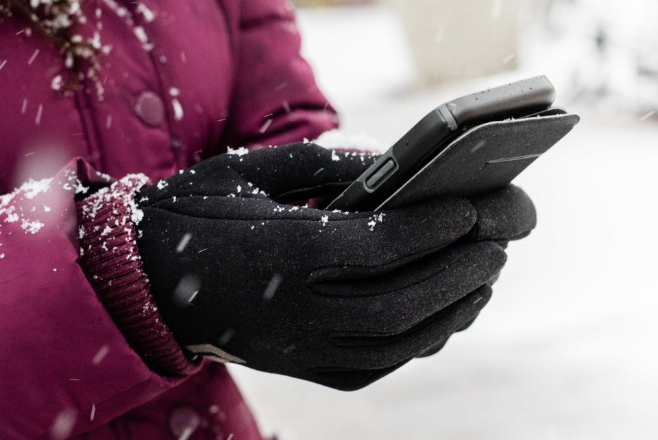 Touchscreen winter gloves