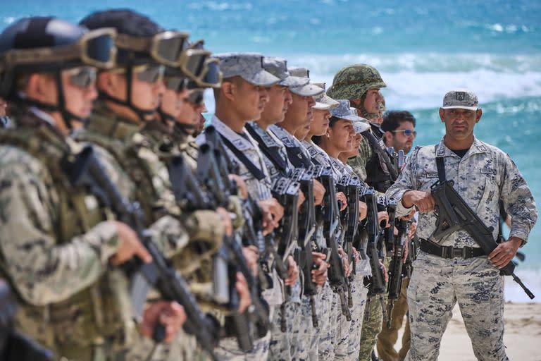 México militarizó sus playas