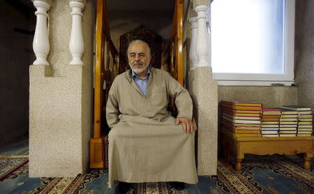 Hassani Abdelhadi, the imam of Attadamoun Mosque, attends the Friday prayer at the mosque in the neighbourhood of Molenbeek, in Brussels, Belgium, November 20, 2015. Picture taken November 20. To match Insight FRANCE-SHOOTING/RADICALISATION REUTERS/Youssef Boudlal