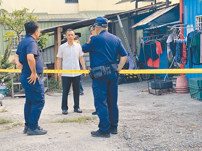 彰化縣和美鎮1名36歲泰勞疑騎車遇警盤查不停，逃竄至伸港鄉全興工業區，並與呂姓男警發生衝突，雙雙中彈送醫。（孫英哲攝）