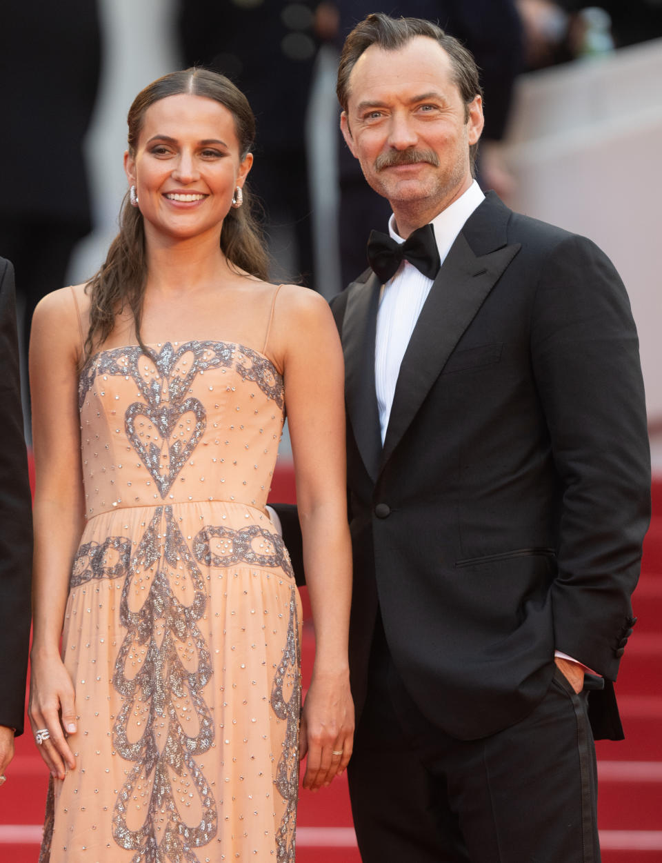 Alicia Vikander and Jude Law