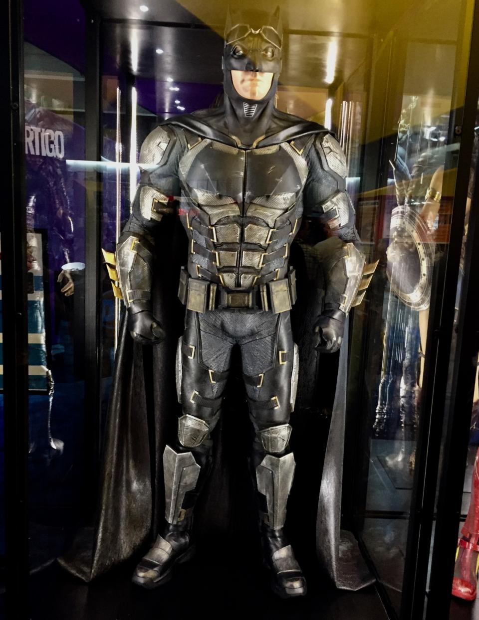 <p>Ben Affleck’s Bruce Wayne has made some modifications to his Caped Crusader costume. (Photo: Marcus Errico/Yahoo Movies) </p>