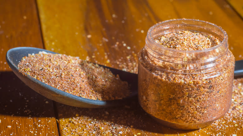 jar dry rub spice mix wood