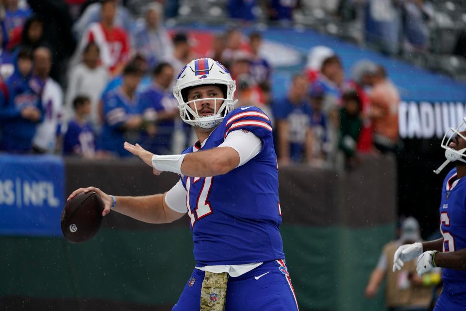 Buffalo Bills quarterback Josh Allen (17) warms up before Sunday's game against the New York Jets.