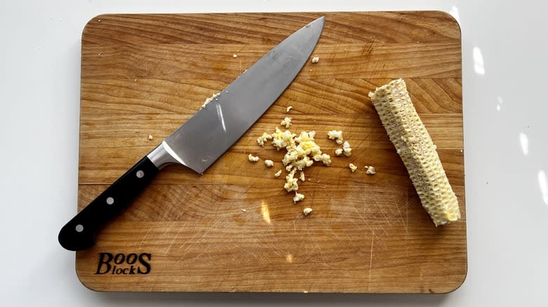 corn cob on cutting board