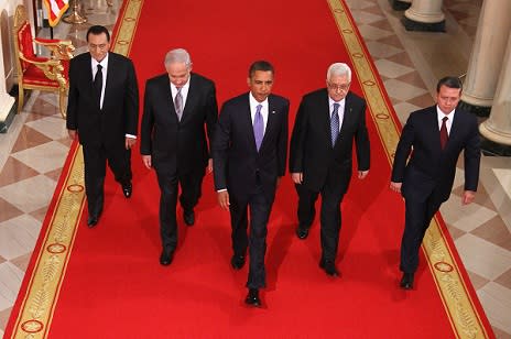 Egypt paper doctors photo of world leaders