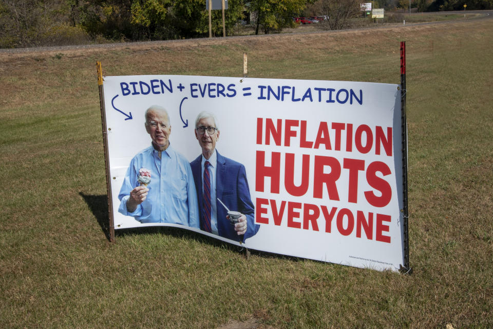 Osceola, Wisconsin. Inflation hurts everyone political yard sign. (Photo by: Michael Siluk/UCG/Universal Images Group via Getty Images)