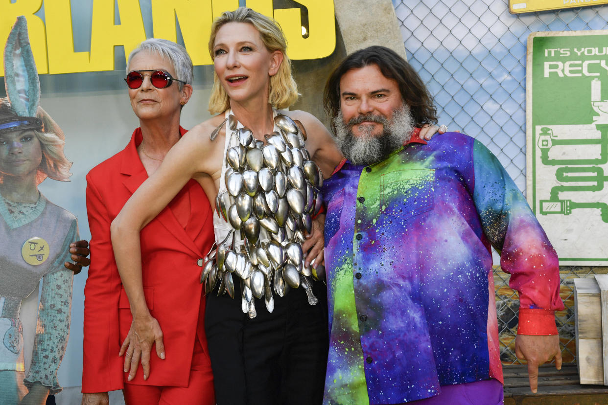 Cate Blanchett aux côtés de Jamie Lee Curtis et Jack Black, à Los Angeles, mardi 6 août.