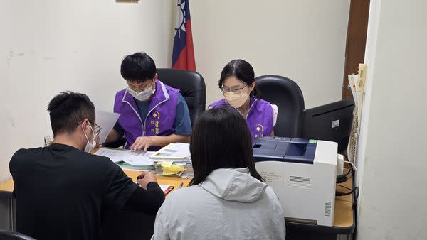 老董拒繳百萬稅款遭拘提管收　兒不忍父親關押看守所提40萬現金服軟 219