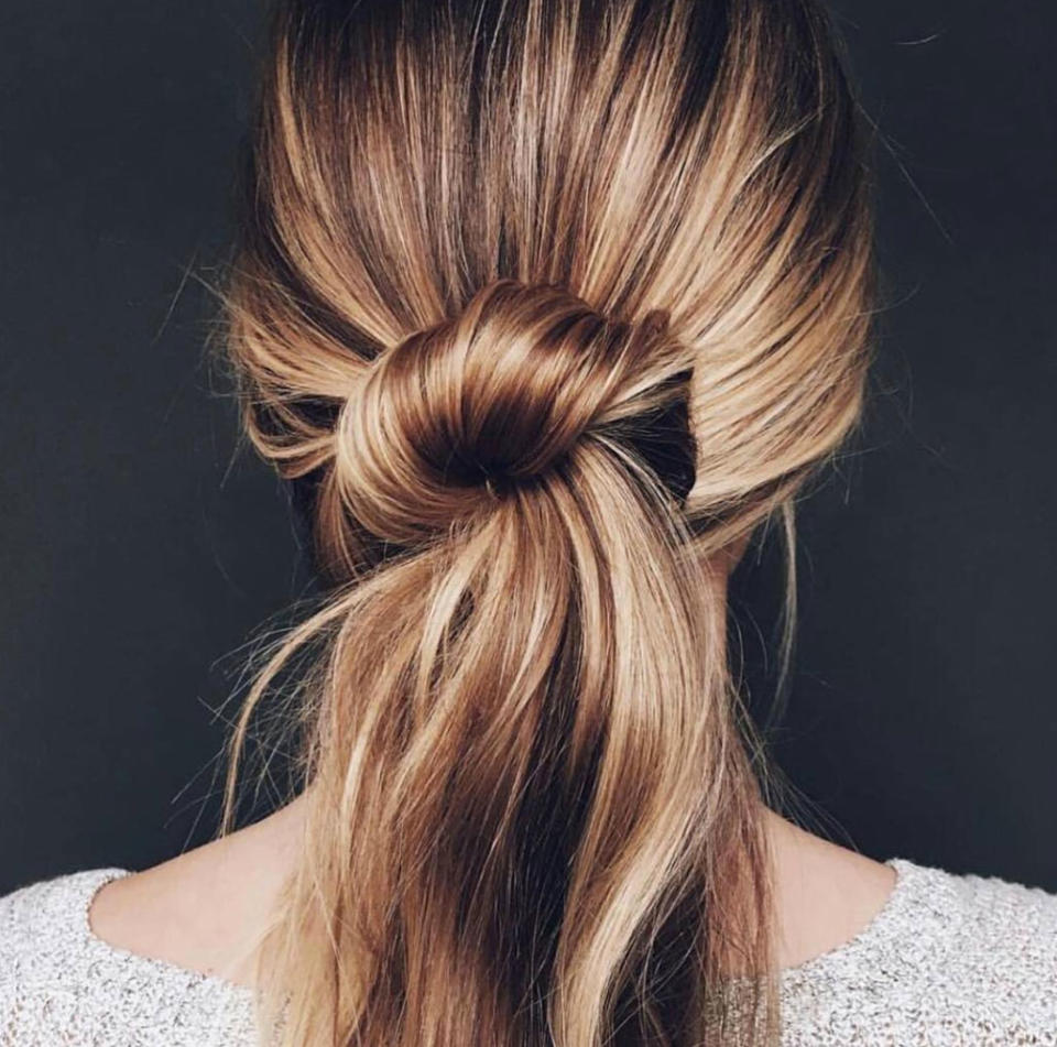 Off-duty-ballerina bun