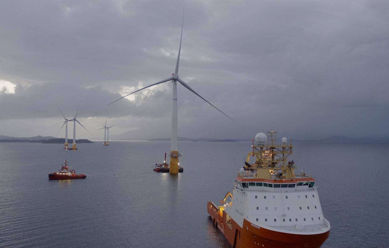 The first turbines sets sail: Espen Rønnevik / Woldcam